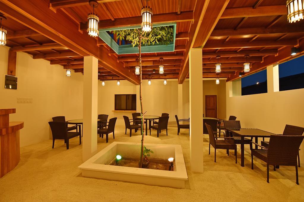 Rasdhoo Relax Inn Exterior photo